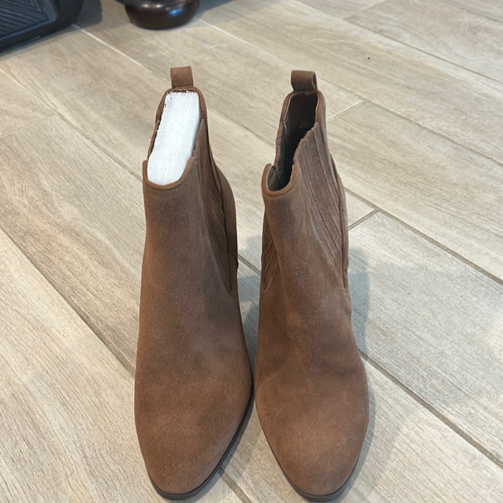 Brand new Nine West Brown Heeled Boots.